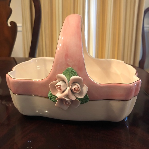 None Other - Pink & cream elegant glass basket planter w/ rose